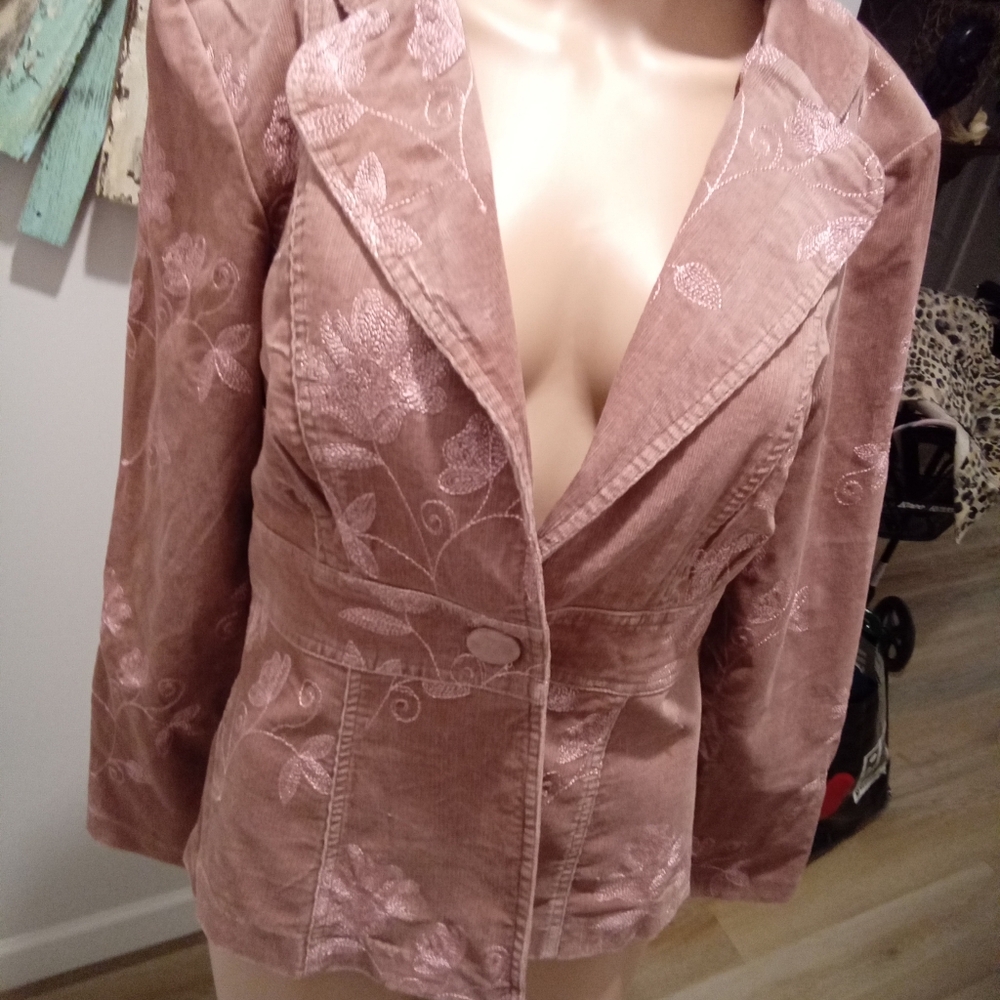 Teeze Me Juniors Size 13 Embroidered Corduroy Pink Blazer